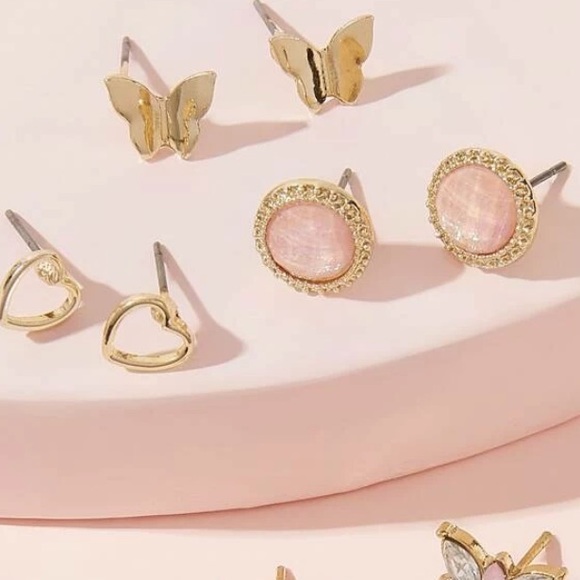 ✨6 Pair Earring Set✨ - Picture 2 of 3